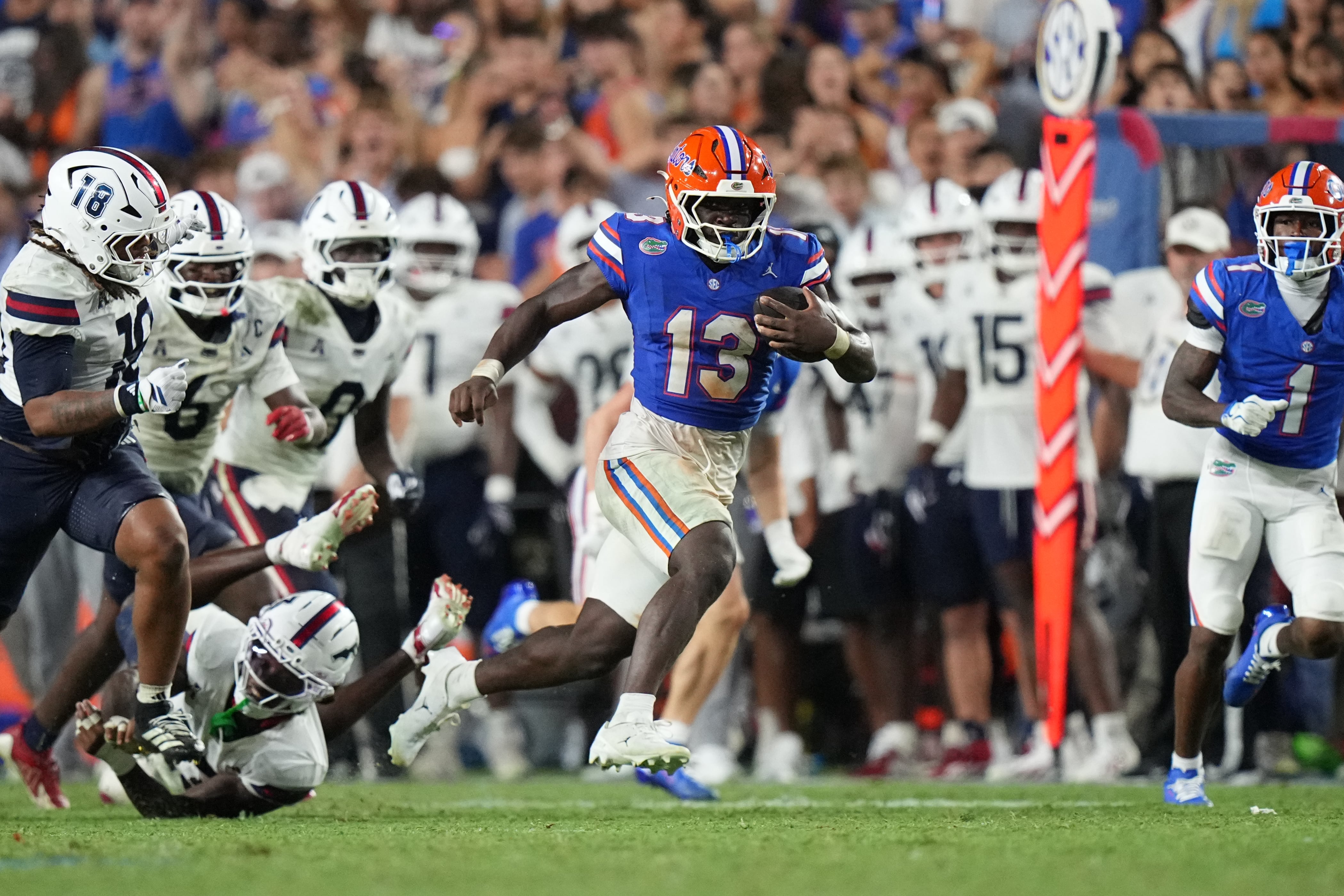 Florida Gators Dominate Campbell 52-3