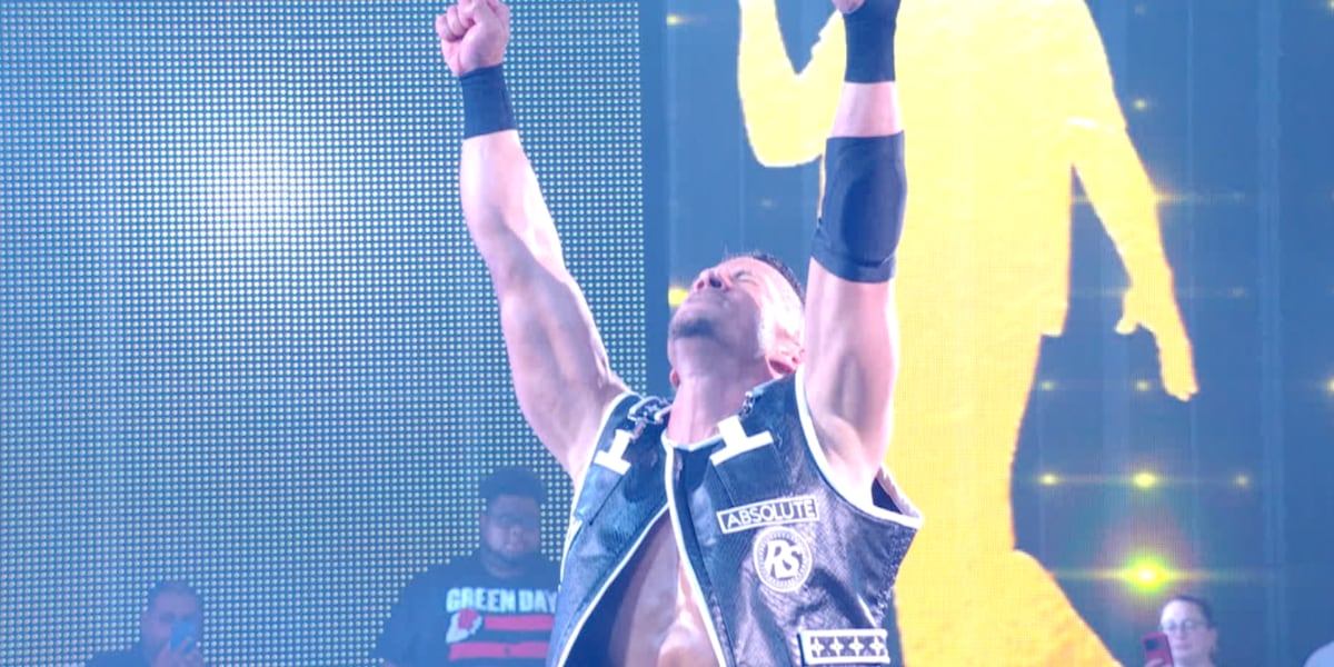 Florida Man jumps off the top rope with NXT Wrestling