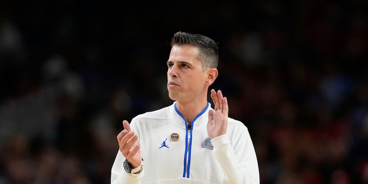 The Gator men’s basketball team provides Holiday Hoops in the O’Dome