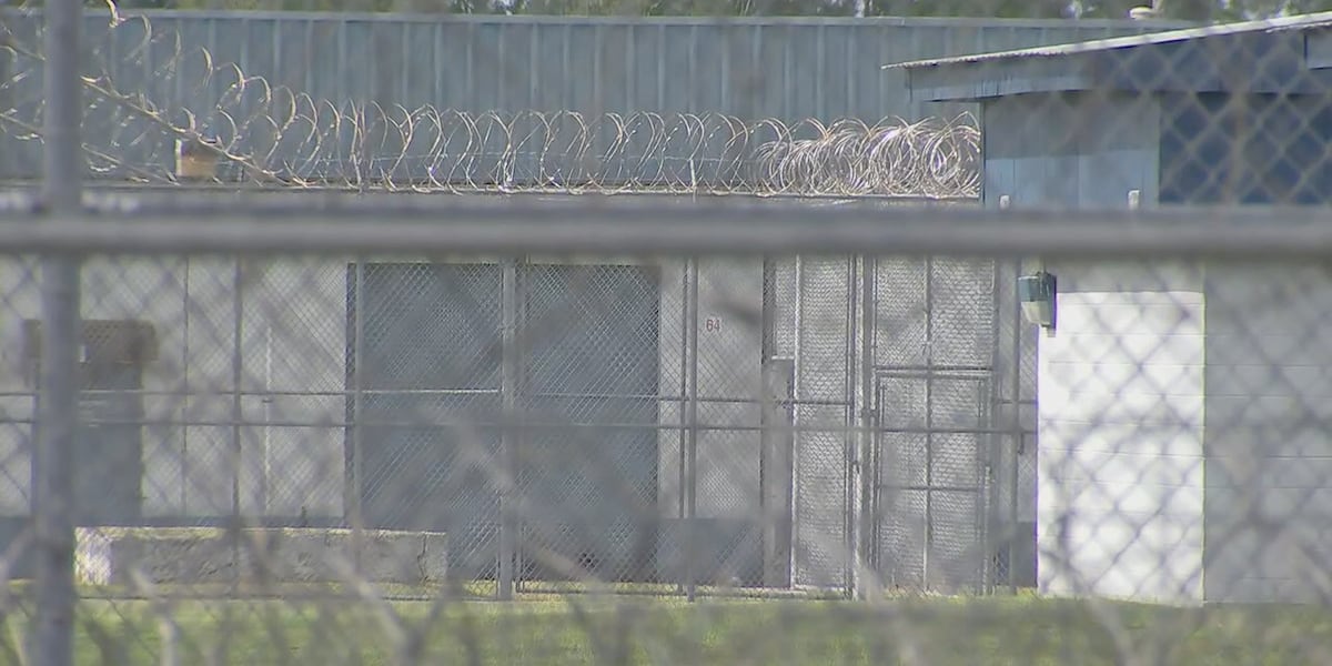 Florida officials plan to open another facility to hold immigrant detainees
