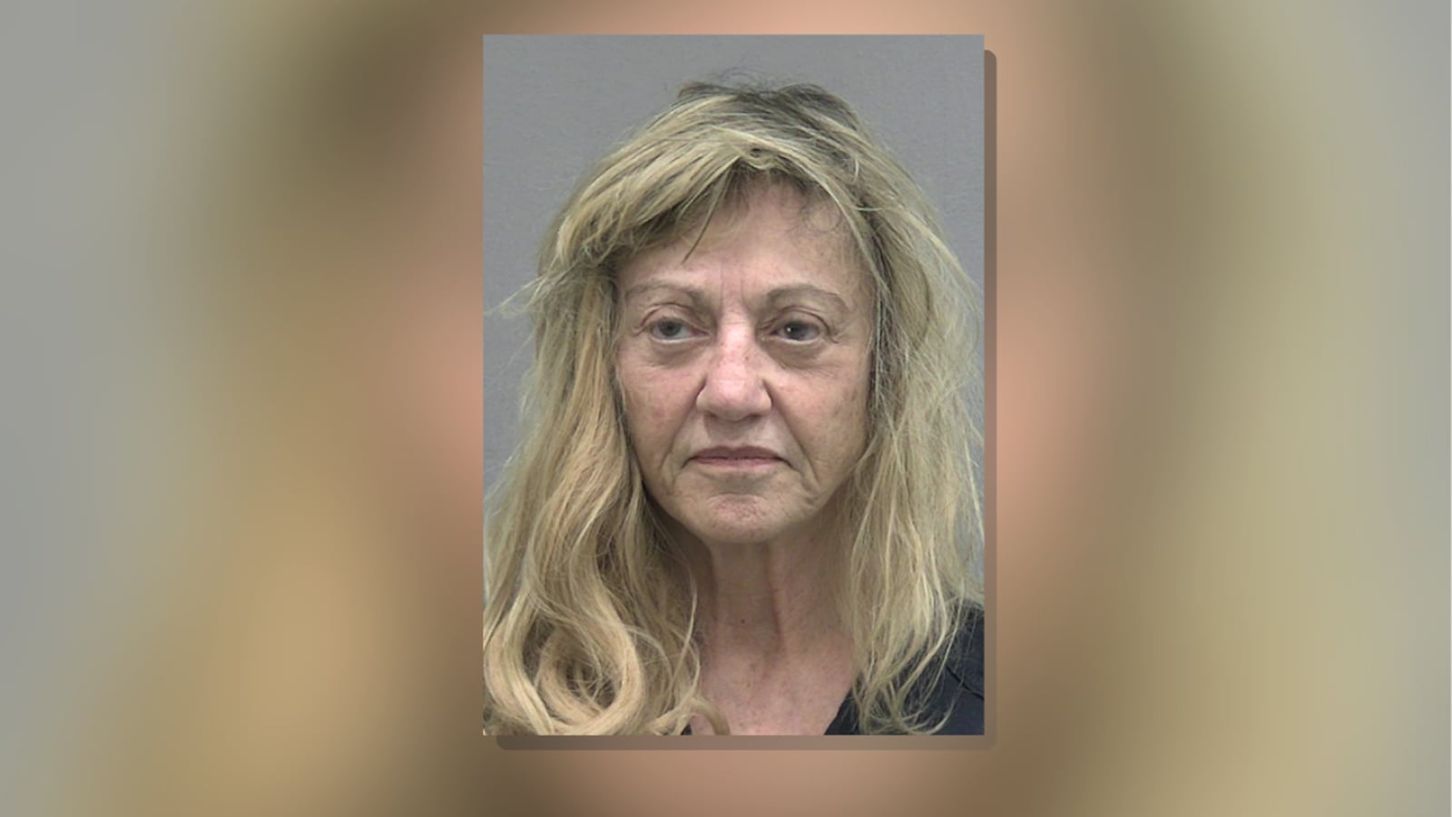 Elementary school teacher charged with DUI after crashing into tree in