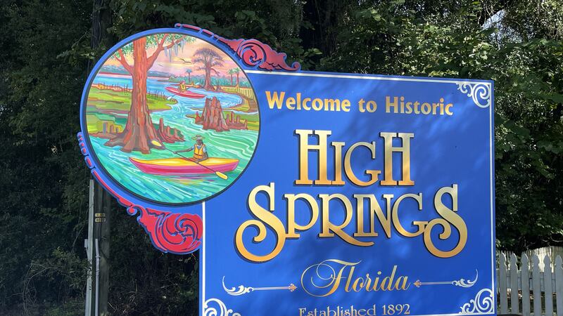 High Spring Outlets New High Springs gateway sign unveiled